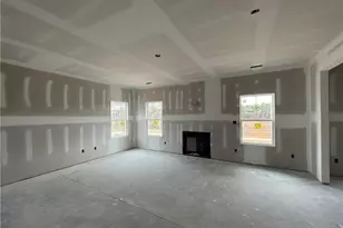 1736 Man-O-War Dr, Hope Mills, NC 28348 - Photo 5