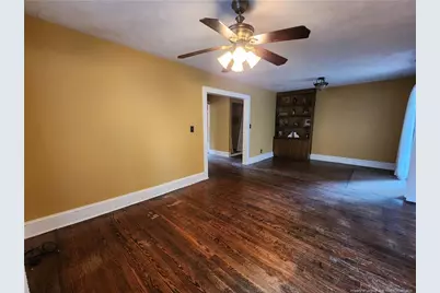 140 W Circle Court, Fayetteville, NC 28301 - Photo 5