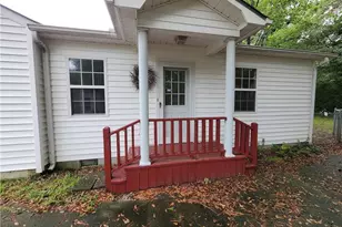 140 W Cir Ct., Fayetteville, NC 28301 - Photo 3