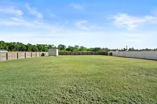 341 Gadson Dr, Hope Mills, NC 28348 - Photo 21