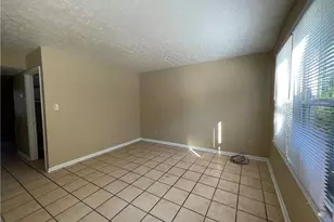 4959-D Galveston Dr, Fayetteville, NC 28303 - Photo 3