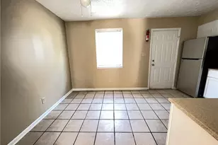 4959-D Galveston Dr, Fayetteville, NC 28303 - Photo 5