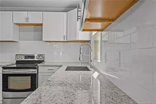 205 Pinecrest Dr, Fayetteville, NC 28305 - Photo 11