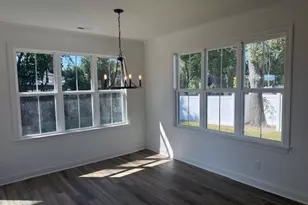 520 S Lincoln St, Benson, NC 27504 - Photo 5