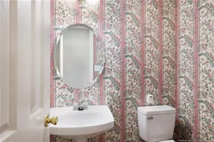 2919 Amelia Dr, Fayetteville, NC 28304 - Photo 11