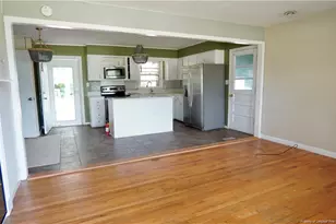 5948 Lexington Dr, Hope Mills, NC 28348 - Photo 9