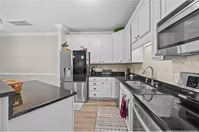 62 Gallery Drive #302, Spring Lake, NC 28390 - Photo 11