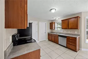 506 Jernigan St, Fayetteville, NC 28306 - Photo 11