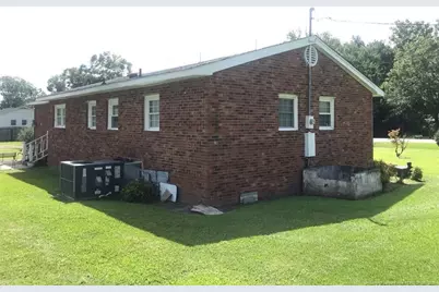 2067 N Broadridge Road, Lumberton, NC 28358 - Photo 11