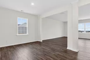 1006 Misty Creek Dr, Aberdeen, NC 28315 - Photo 9