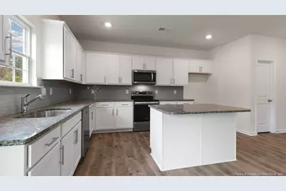 1006 Misty Creek Drive, Aberdeen, NC 28315 - Photo 5