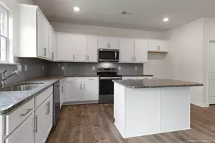 1006 Misty Creek Dr, Aberdeen, NC 28315 - Photo 5