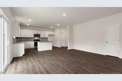 1006 Misty Creek Drive, Aberdeen, NC 28315 - Photo 9