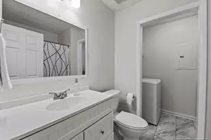 1865 Tryon Dr, Fayetteville, NC 28303 - Photo 9