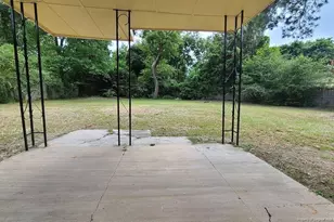 597 Braxton Blvd, Fayetteville, NC 28311 - Photo 15