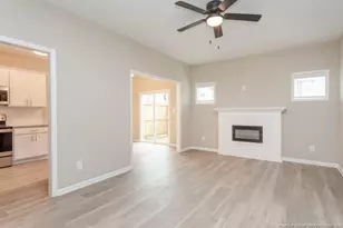 888 Kingscote Dr, Fayetteville, NC 28314 - Photo 5