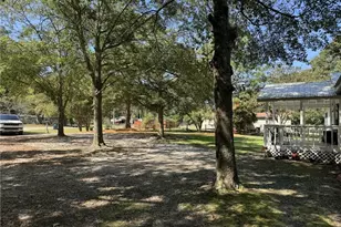 212 Grummen Rd, Hope Mills, NC 28348 - Photo 3