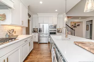 401 Bridgewater Dr, Sanford, NC 27330 - Photo 7