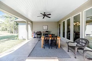 401 Bridgewater Dr, Sanford, NC 27330 - Photo 43