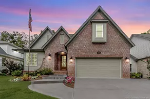 401 Bridgewater Dr, Sanford, NC 27330 - Photo 3