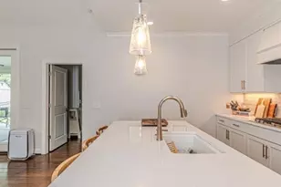 401 Bridgewater Dr, Sanford, NC 27330 - Photo 9