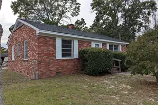 307 Elaine St, Spring Lake, NC 28390 - Photo 3