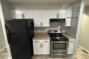 1810 Murchison Rd, Fayetteville, NC 28301 - Photo 5