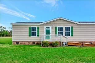 387 Bourbon St, Lumberton, NC 28358 - Photo 3