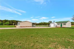 387 Bourbon St, Lumberton, NC 28358 - Photo 21