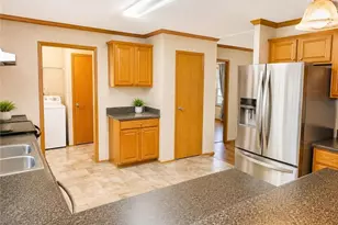 387 Bourbon St, Lumberton, NC 28358 - Photo 13
