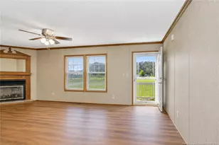387 Bourbon St, Lumberton, NC 28358 - Photo 9