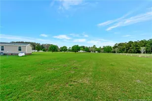 387 Bourbon St, Lumberton, NC 28358 - Photo 27
