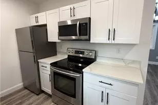 206 E Prospect Ave, Raeford, NC 28376 - Photo 3