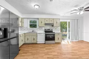 3225 Glenmore St, Hope Mills, NC 28348 - Photo 11