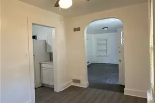 1105 Colonial Ave, Greenville, NC 27834 - Photo 9