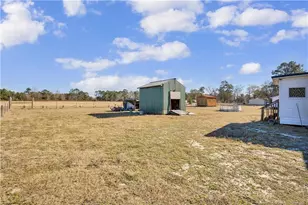 5065 Tobacco Rd, Orrum, NC 28369 - Photo 29