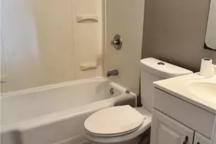 1914 King George Dr, Fayetteville, NC 28303 - Photo 5