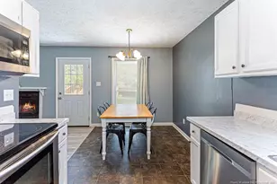 2613 Sedgefield Dr, Fayetteville, NC 28306 - Photo 15