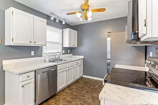 2613 Sedgefield Dr, Fayetteville, NC 28306 - Photo 13