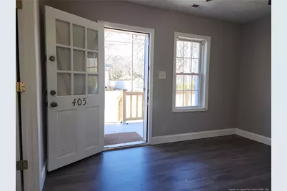 405 S West Street, Roseboro, NC 28383 - Photo 7