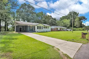 466 Lansdowne Rd, Fayetteville, NC 28314 - Photo 3