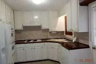 708 Rush Rd, Fayetteville, NC 28305 - Photo 9