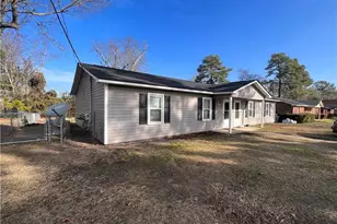 4210-B David St, Fayetteville, NC 28304 - Photo 3