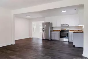 856 Pinewood Dr, Whiteville, NC 28472 - Photo 3