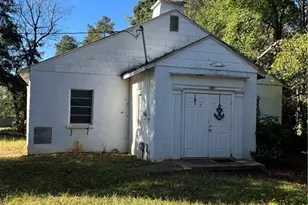 1007 San-Lee Dr, Sanford, NC 27330 - Photo 1