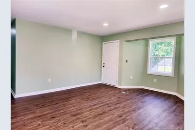 1601 W Mlk Jr Boulevard, Roseboro, NC 28382 - Photo 9