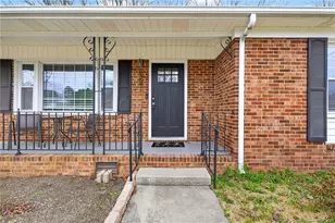 5641 Carson Dr, Fayetteville, NC 28303 - Photo 3