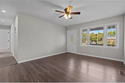 506 Spring Avenue, Spring Lake, NC 28390 - Photo 3