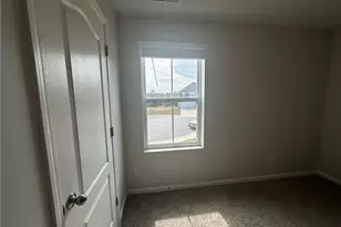 910 Sapphire Stone Ln, Hope Mills, NC 28348 - Photo 31