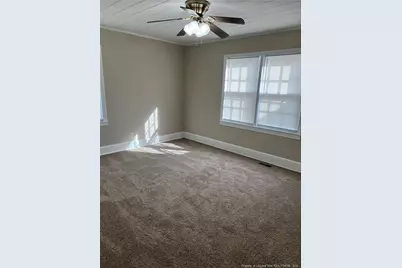 509 E 15th Street, Lumberton, NC 28358 - Photo 11